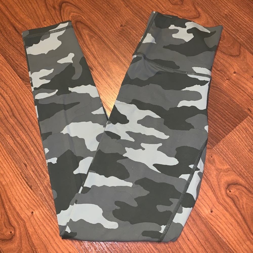 AERIE PLAY LEGGINGS